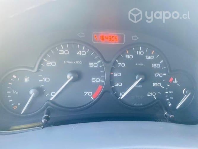 Peugeot 206 año 2002