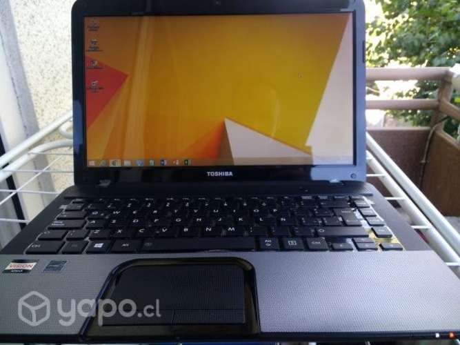 Notebook Toshiba Satellite C845D Semi-Nuevo