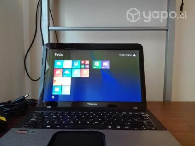 Notebook Toshiba Satellite C845D Semi-Nuevo
