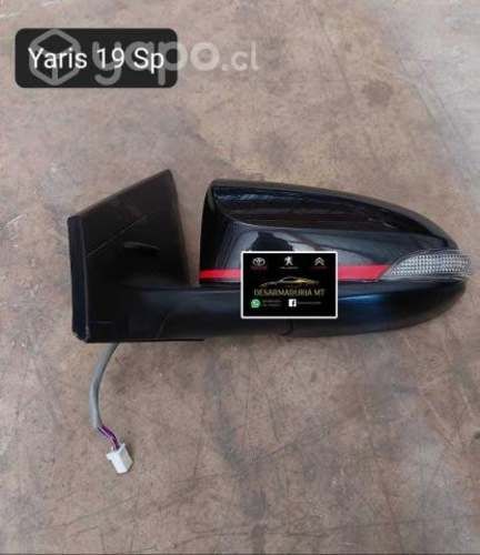 Espejo Toyota Yaris Sport 2019