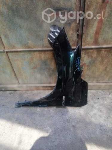 Tapabarro izquierdo toyota corolla cross original