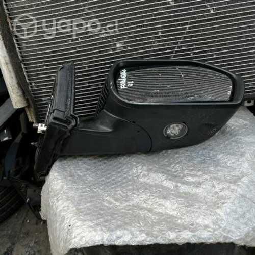 Ford explored retrovisor derecho con cámara año 21