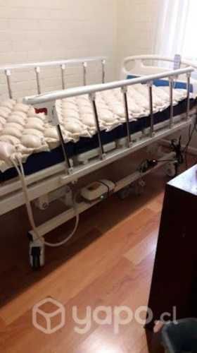 Cama clínica eléctrica excelente estado