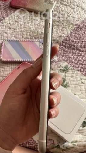 Iphone 11 Blanco, sin detalles