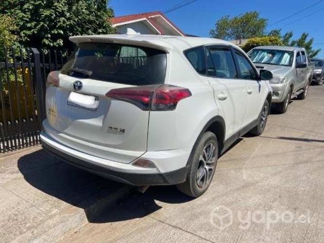 Vendo Rav4 full 2017