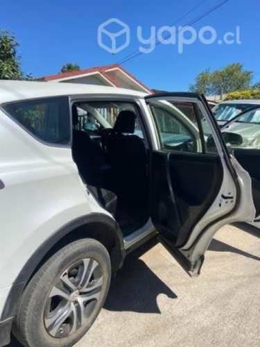 Vendo Rav4 full 2017