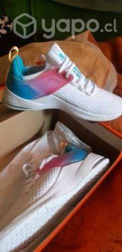 Se venden Zapatillas
