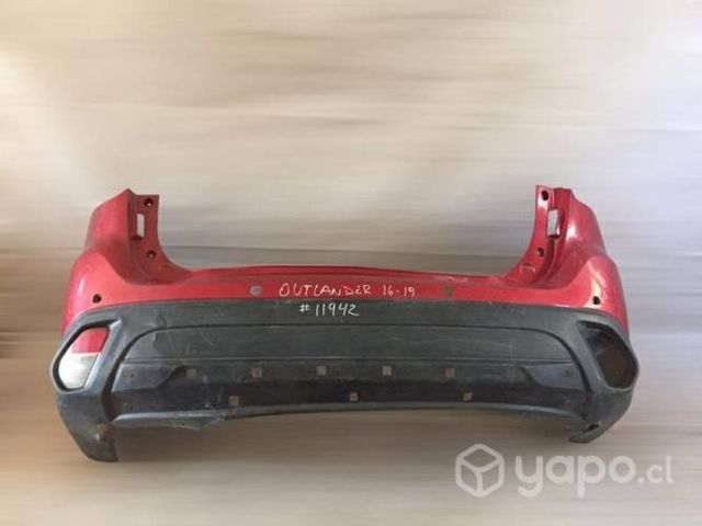 Parachoque trasero Mitsubishi outlander 2016-2020