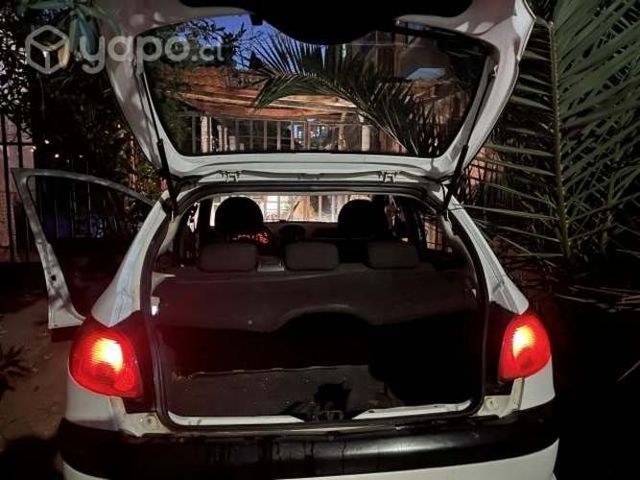 Se vende auto PEUGEOT 206