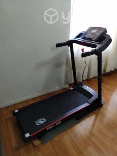 Máquina caminadora eléctrica