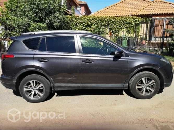 Toyota rav4 2018 2.0