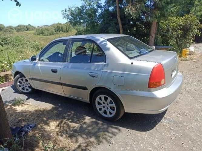 Hyunda Accent petrolero