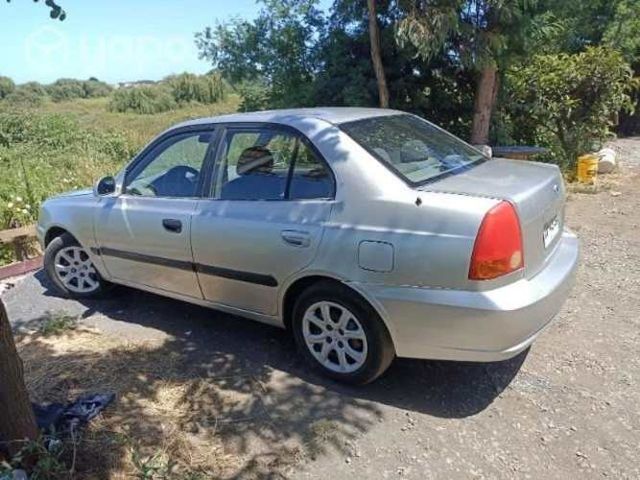 Hyunda Accent petrolero