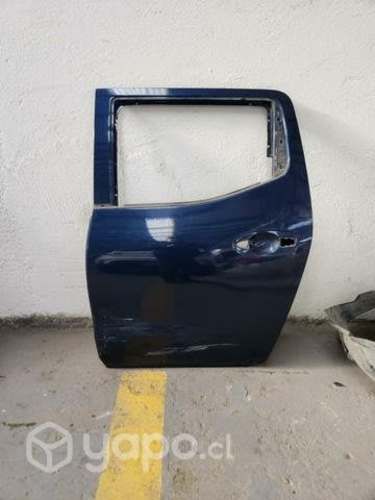 Puerta Nissan PN300