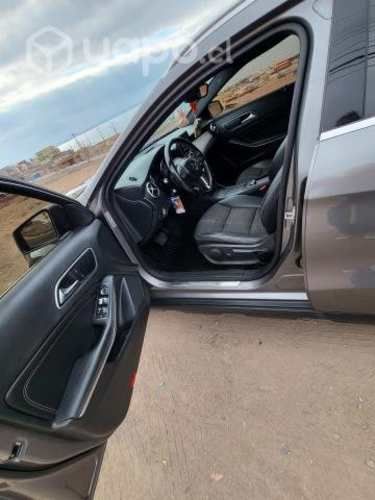 Vendo Mercedez GLA200 2015