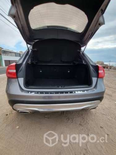 Vendo Mercedez GLA200 2015