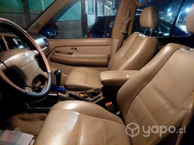 Nissan new pathfinder 2001