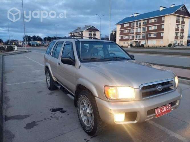 Nissan new pathfinder 2001
