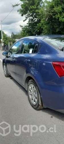 Kia rio 4 2015