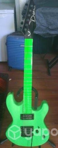 Guitarra dean verde neon , única en Chile