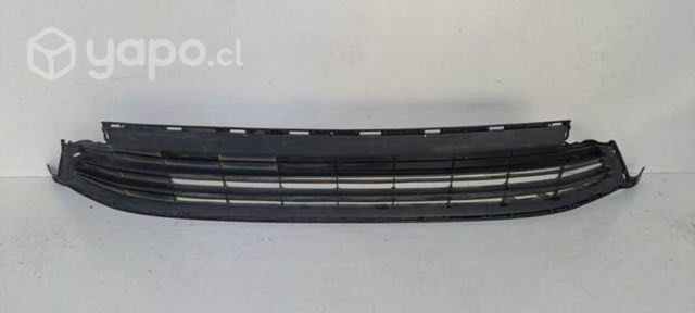 Rejilla inferior toyota rav4 17-18