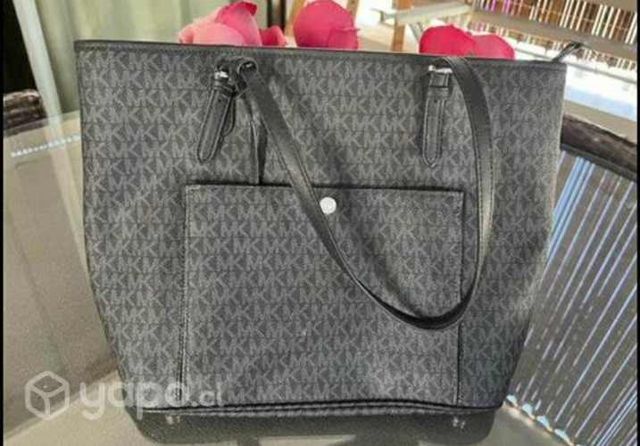 Cartera Michael Kors 10 usos