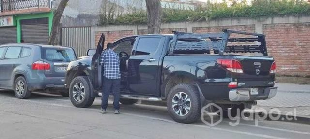 MAZDA NEW BT 50 DCAB SDX 4X4 2.2 año 2017