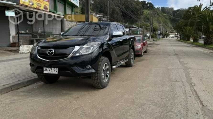 MAZDA NEW BT 50 DCAB SDX 4X4 2.2 año 2017