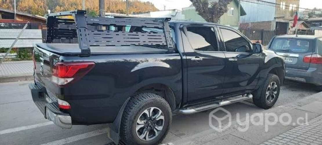 MAZDA NEW BT 50 DCAB SDX 4X4 2.2 año 2017