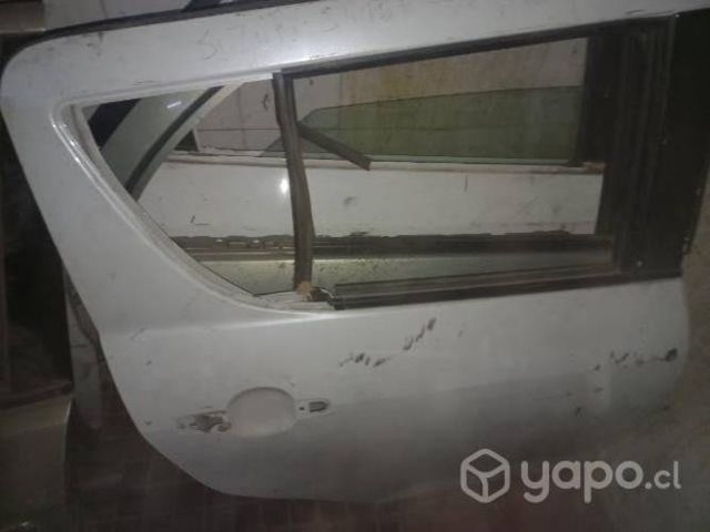 Puerta trasera derecha suzuki Swift 2016