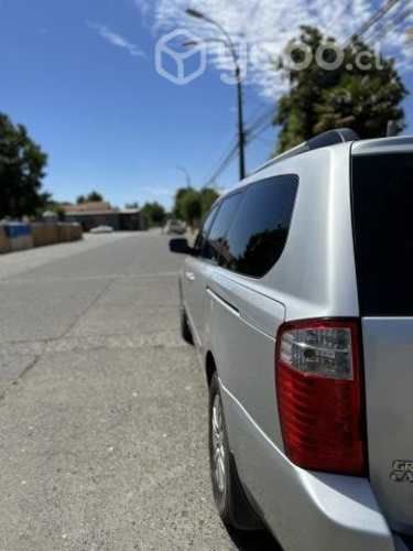 Kia Grand Carnival 2015