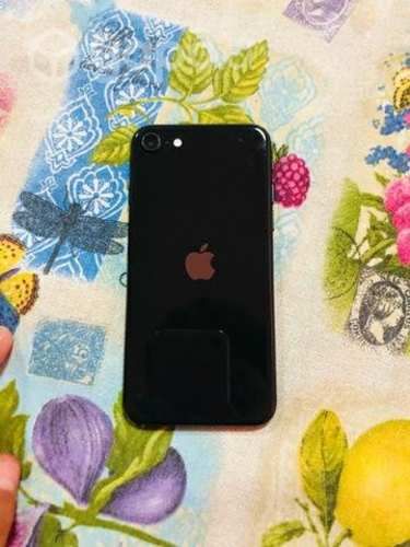 IPhone SE (poco uso)