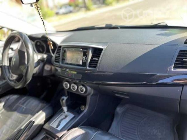 Mitsubishi lancer 2014