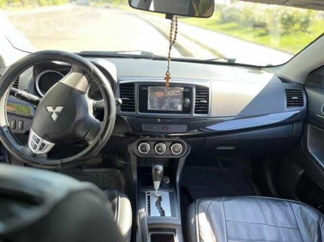 Mitsubishi lancer 2014