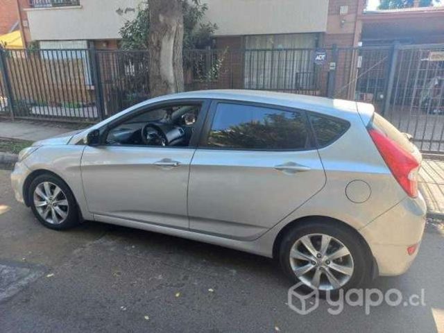 Hyundai accent 2013