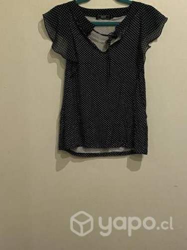 Polera elasticada negra