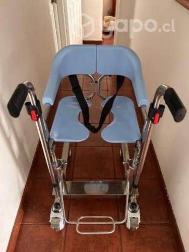 Silla multiusos para persona discapacitada