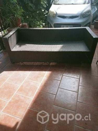 Sofá de ratan tres cuerpos excelente estado