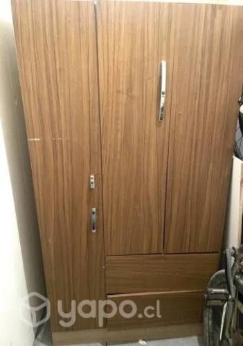Closet De Ropa 3 Puertas Y Dos Cajones