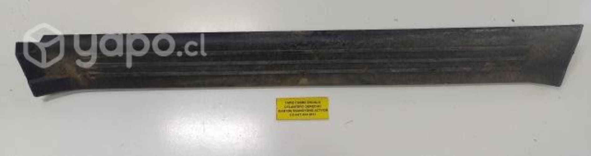 Tapiz Cubre Zócalo Delantero Derecho SSangyong