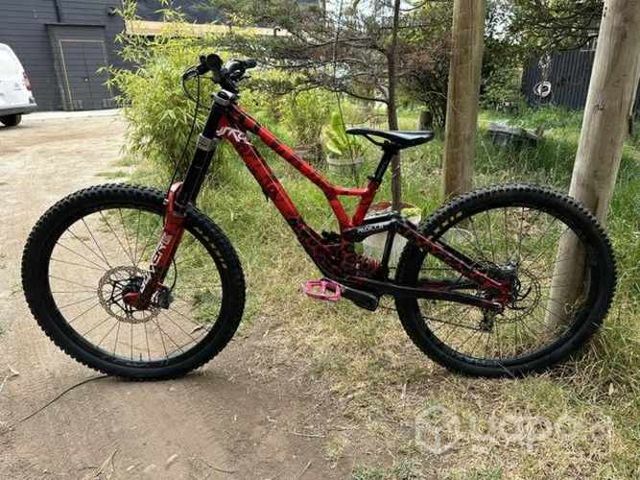 Bicicleta specialized demo race dh