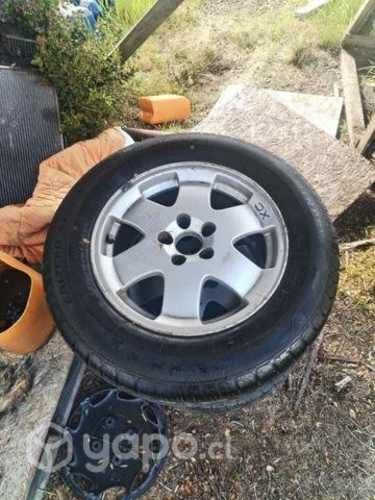 Llantas con neumáticos