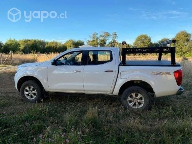 Camioneta Nissan np300 2016