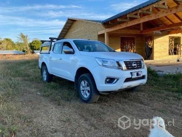 Camioneta Nissan np300 2016