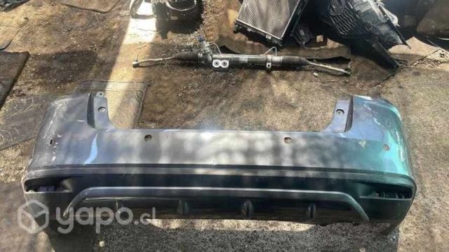 Parachoque trasero nissan new versa 2021-2022 orig
