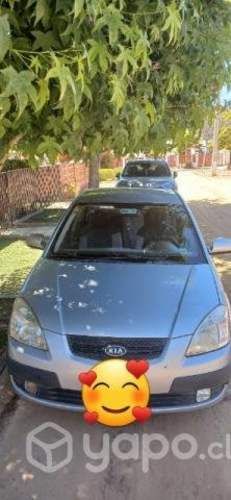Vendo kia rio 5 hatchback 2009