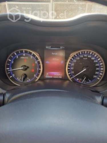 Vendo auto infiniti