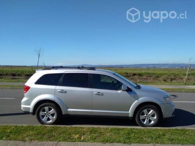 Se vende vehículo Dodge Journey 2014