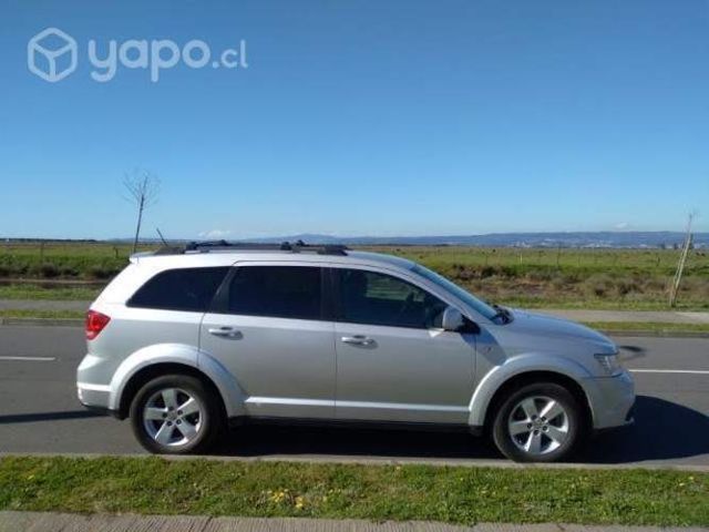 Se vende vehículo Dodge Journey 2014