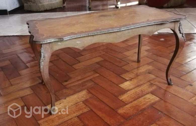 Mesa de centro madera con aplicaciones de bronce
